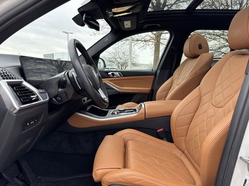 Certified 2024 BMW X5 xDrive40i w/ Premium Package image 10