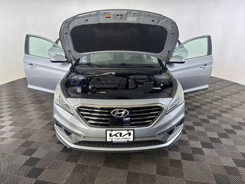 Used 2016 Hyundai Sonata Limited w/ Option Group 05 FWD image 13
