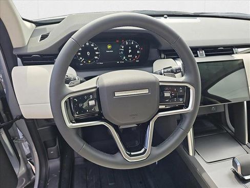 New 2025 Land Rover Discovery Sport S image 18