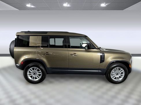 Used 2026 Land Rover Defender 110 S AWD/4WD image 8