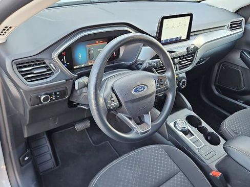 Used 2025 Ford Escape Active AWD/4WD image 10