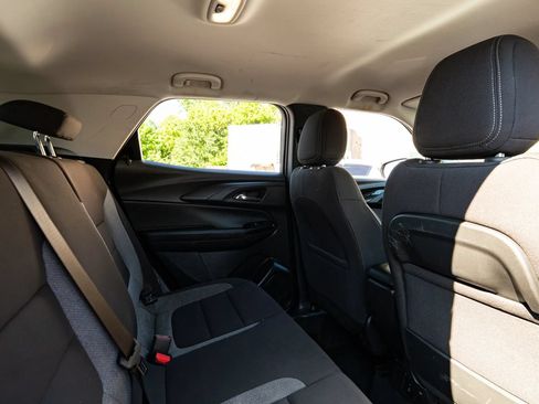 Used 2023 Chevrolet TrailBlazer LT w/ Convenience Package FWD image 15