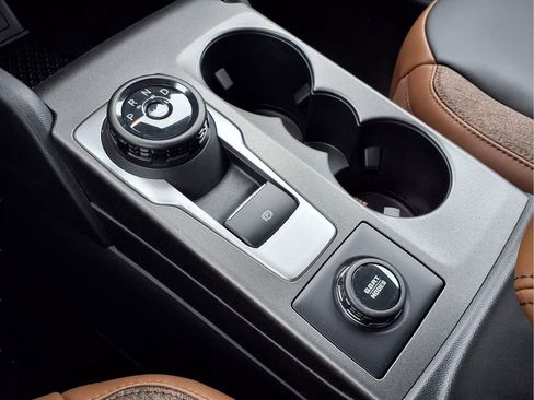 New 2026 Ford Bronco Sport Outer Banks w/ Outer Banks Tech Package+ AWD/4WD image 11