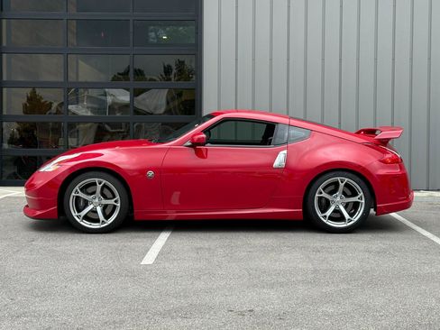 Used 2012 Nissan 370Z NISMO RWD image 8