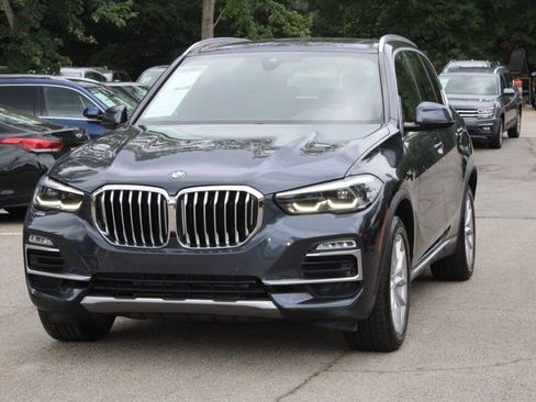 Used 2020 BMW X5 xDrive40i w/ Premium Package AWD/4WD image 3