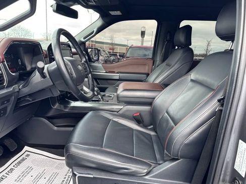 Used 2022 Ford F150 Lariat image 9