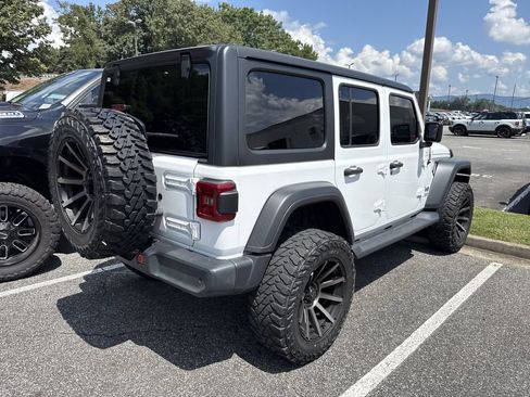 Used 2020 Jeep Wrangler Unlimited Sport S AWD/4WD image 17