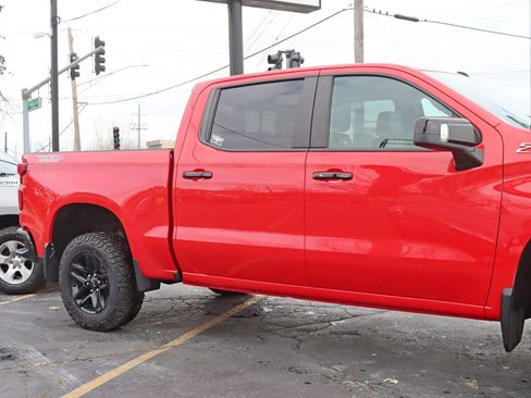 Used 2021 Chevrolet Silverado 1500 LT Trail Boss w/ Convenience Package II image 4