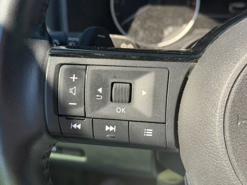 Certified 2023 Nissan Rogue SV w/ SV Premium Package image 13