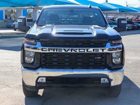 Used 2022 Chevrolet Silverado 2500 LT w/ Convenience Package image 2