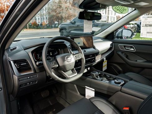 New 2026 Nissan Rogue Platinum w/ Platinum Premium Package AWD/4WD image 23