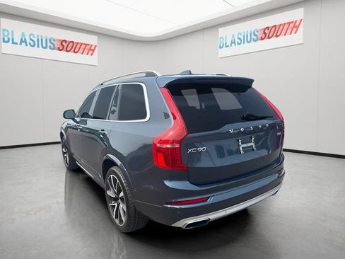 Used 2018 Volvo XC90 T6 Momentum w/ Convenience Package AWD/4WD image 5