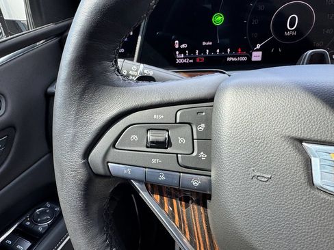 Certified 2024 Cadillac Escalade Premium Luxury w/ Performance Package AWD/4WD image 24