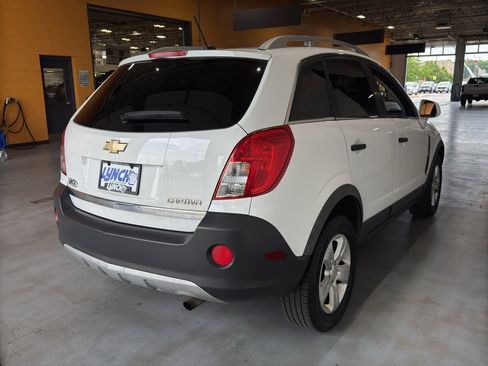 Used 2014 Chevrolet Captiva Sport LS FWD image 5