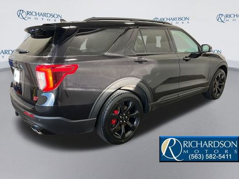 Used 2023 Ford Explorer ST w/ Equipment Group 401A image 5