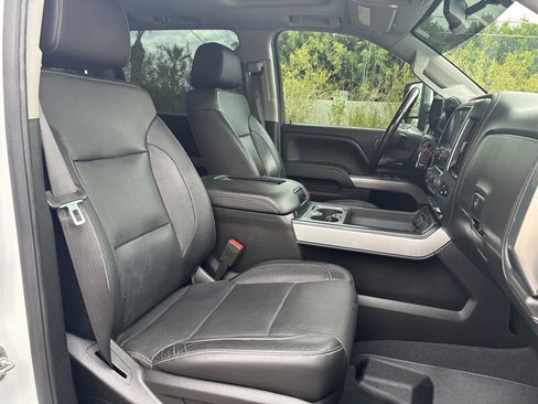 Used 2019 Chevrolet Silverado 2500 LTZ w/ Duramax Plus Package AWD/4WD image 34