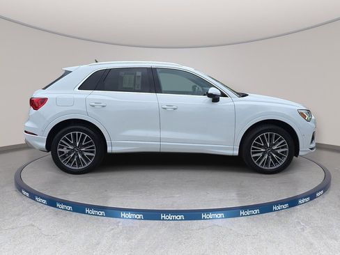 Used 2021 Audi Q3 2.0T Premium Plus w/ Premium Plus Package AWD/4WD image 5