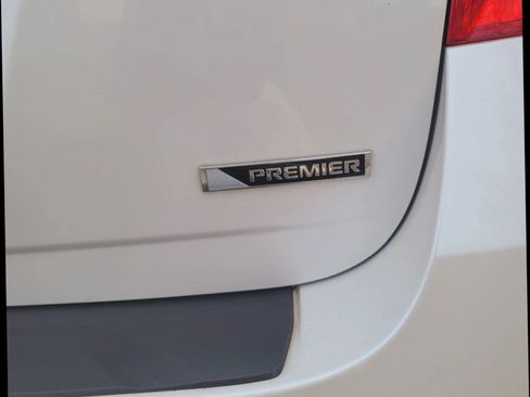 Used 2017 Chevrolet Equinox Premier w/ Enhanced Convenience Package image 33