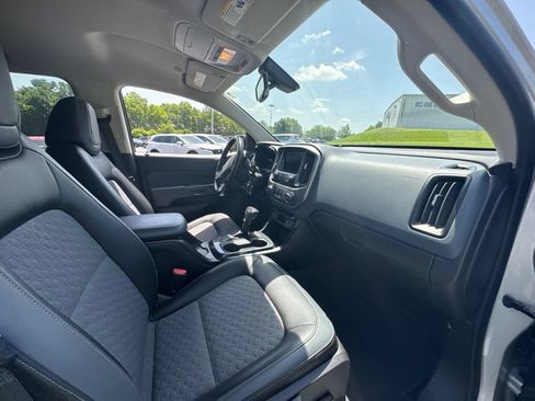 Used 2020 Chevrolet Colorado Z71 AWD/4WD image 24