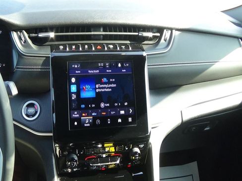 Used 2023 Jeep Grand Cherokee L Laredo image 26