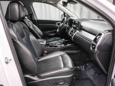 Used 2023 Kia Sorento SX FWD image 21