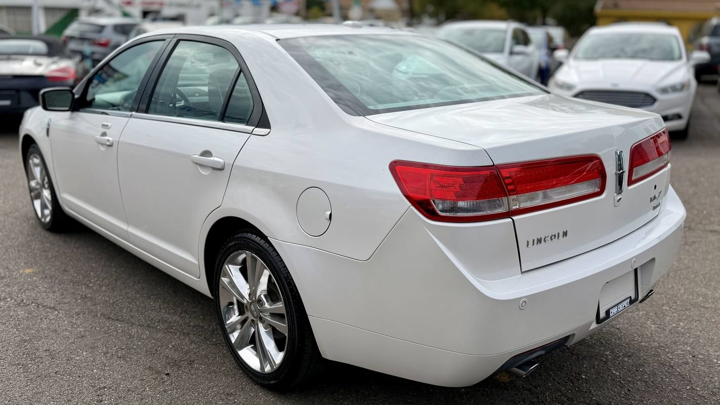 Used 2010 Lincoln MKZ AWD image 6