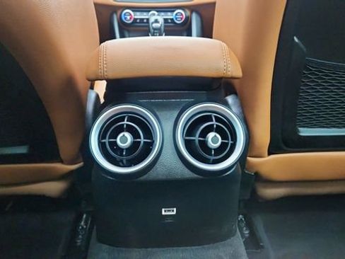 Used 2017 Alfa Romeo Giulia Ti w/ TI 19" Sport Package image 37