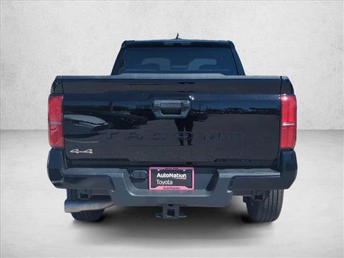 Used 2026 Toyota Tacoma SR5 AWD/4WD image 6