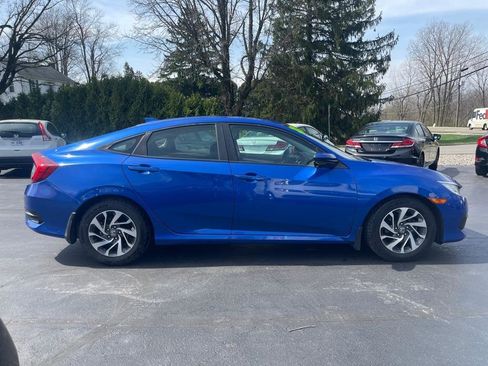 Used 2018 Honda Civic EX image 6