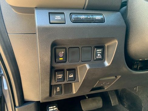 Used 2022 Nissan Frontier SV AWD/4WD image 22