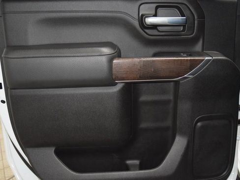 Used 2023 GMC Sierra 3500 Denali w/ Denali Ultimate Package image 43