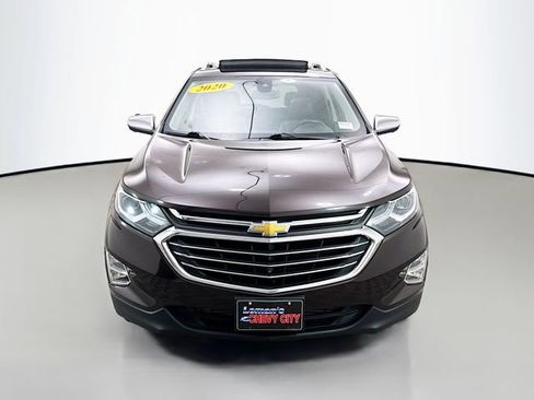 Used 2020 Chevrolet Equinox Premier image 2