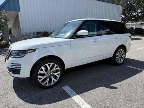 Used 2018 Land Rover Range Rover Supercharged AWD/4WD image 3