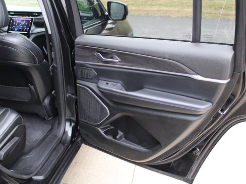 Certified 2021 Jeep Grand Cherokee L Limited image 13