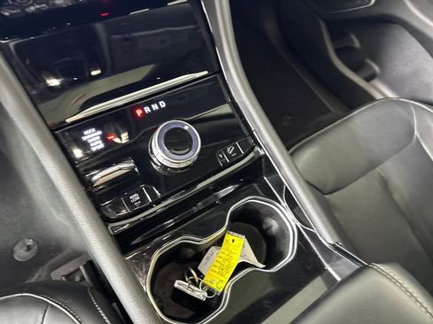 Used 2022 Jeep Grand Cherokee Limited 4xe image 20