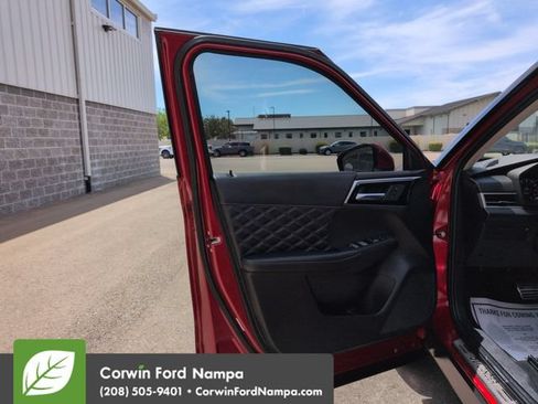 Used 2023 Mitsubishi Outlander SEL AWD/4WD image 10