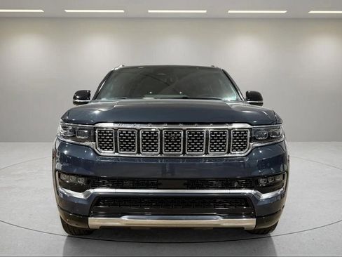 Used 2024 Jeep Grand Wagoneer L Series III image 23