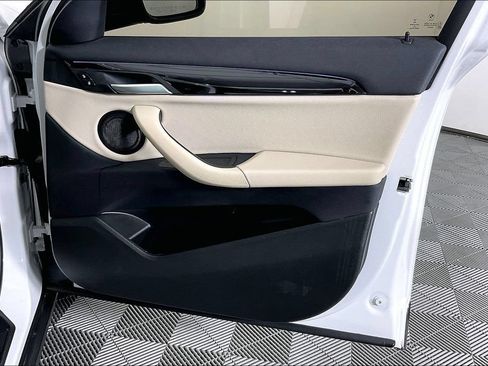 Used 2022 BMW X2 sDrive28i w/ Premium Package FWD image 23