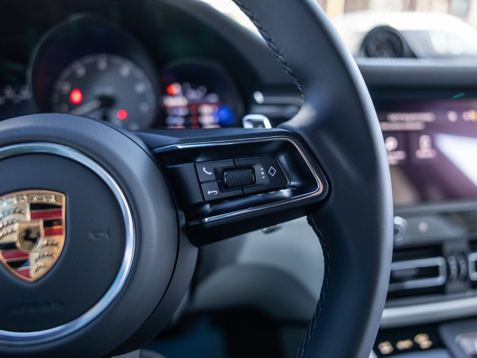 Certified 2026 Porsche Macan S AWD/4WD image 26