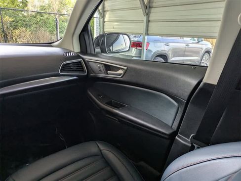 Used 2023 Ford Edge SEL w/ Sport Appearance Package image 23