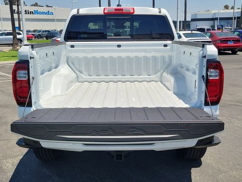New 2026 GMC Canyon Elevation RWD image 6