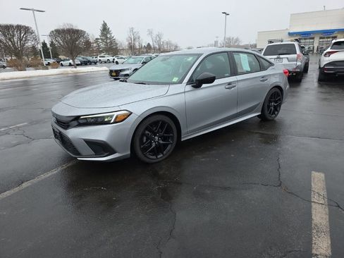 Certified 2023 Honda Civic Sport image 3