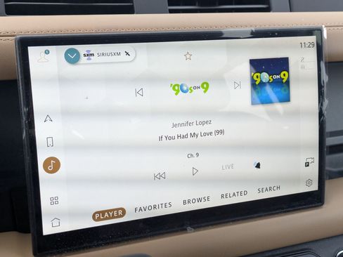 Certified 2025 Land Rover Defender 110 X-Dynamic SE image 19