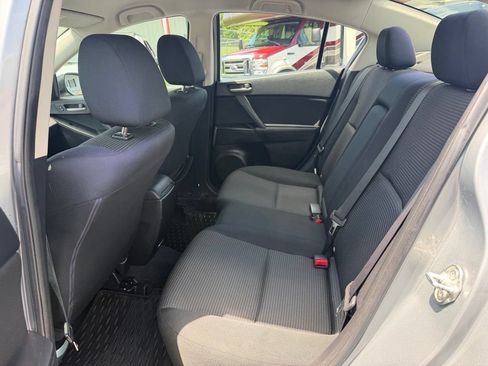 Used 2012 MAZDA MAZDA3 i Touring FWD image 20