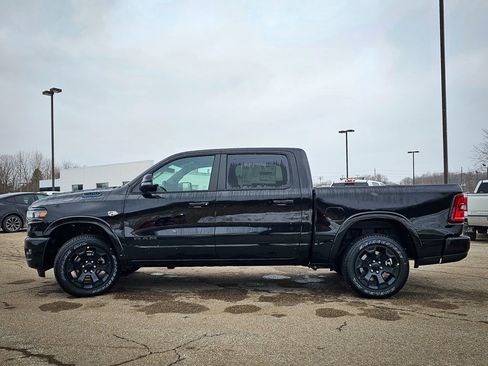 New 2026 RAM 1500 4x4 Crew Cab image 8