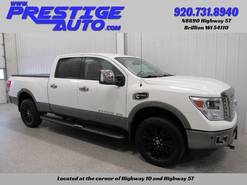 Used 2019 Nissan Titan Platinum Reserve w/ Platinum Utility Package image 3