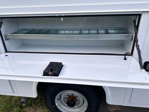New 2026 Ford E-350 and Econoline 350 Super Duty w/ Power Equipment Group RWD image 6