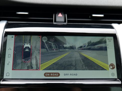 Used 2021 Land Rover Discovery Sport S image 25