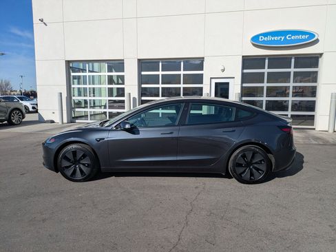 Used 2025 Tesla Model 3 RWD image 10