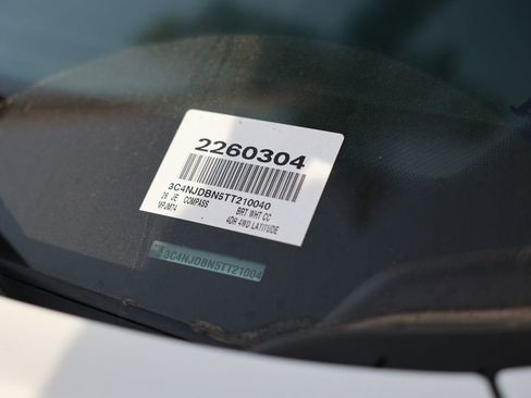 New 2026 Jeep Compass Latitude image 33